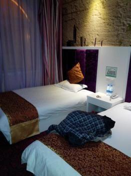Jicheng  Zhengzhou Love Theme Hotel المظهر الخارجي الصورة