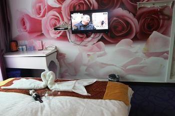 Jicheng  Zhengzhou Love Theme Hotel المظهر الخارجي الصورة